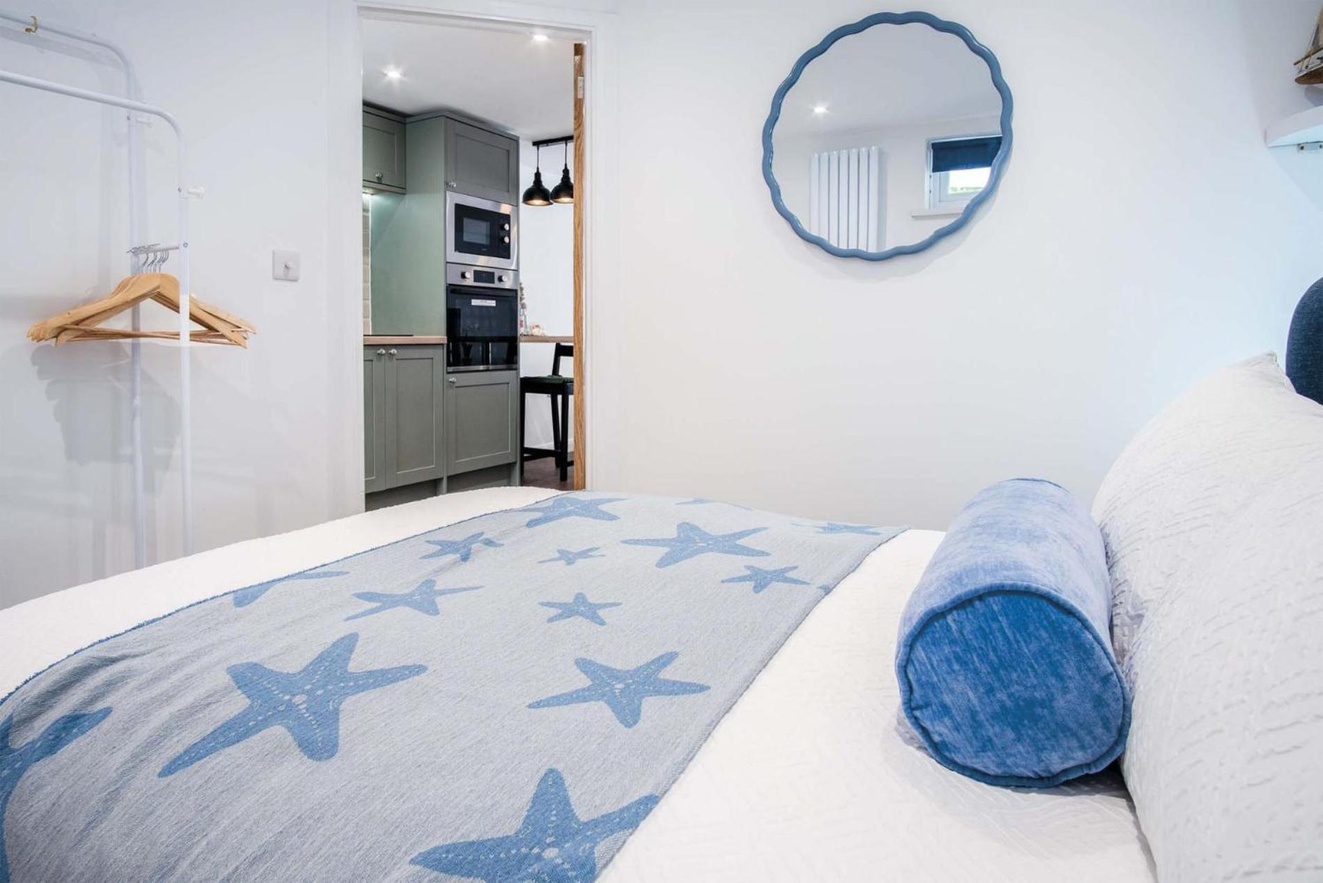 25 Captains Walk - 1 Bedroom Apartment - Сондерсфут Екстер'єр фото